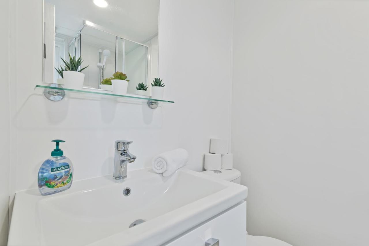 Apartamento On The Water With Free Parking - By My Getaways Brighton Exterior foto